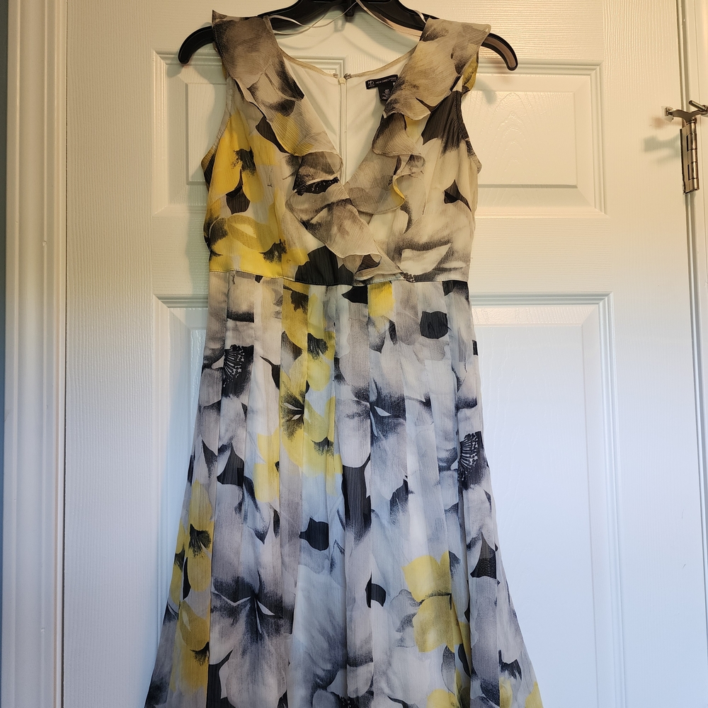 Floral Sleeveless Dress - Yellow and Black